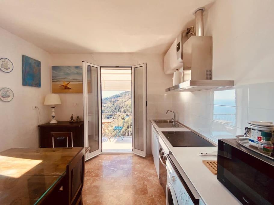 La Finestra Sul Mare A Drignana Vila Vernazza Exterior foto